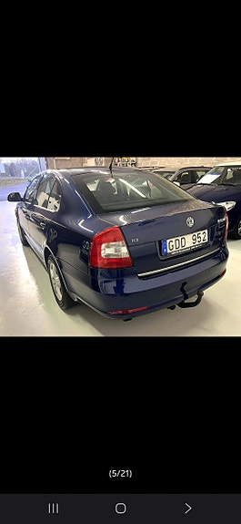 Skoda Octavia 2 of 17