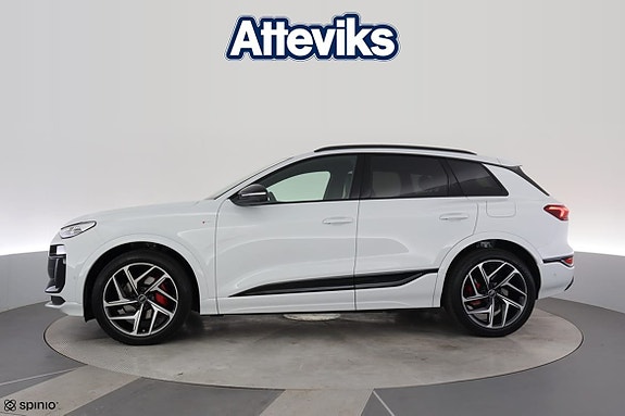 Audi Q6 e-tron 5 of 6