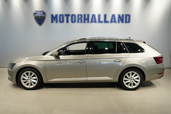 Skoda Superb 2 of 13