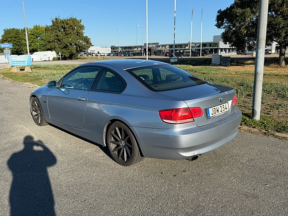BMW 320d 13 of 14