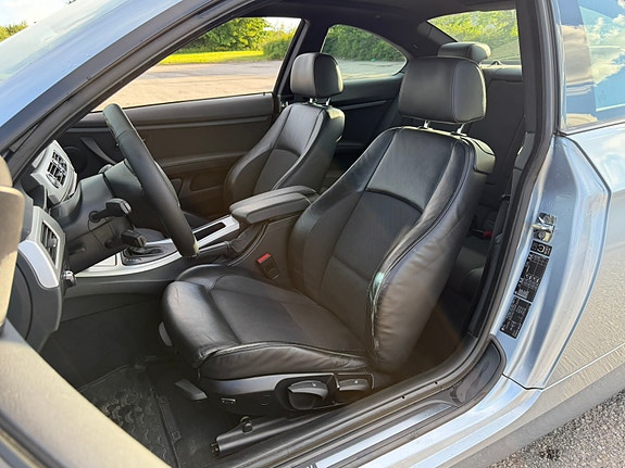 BMW 320d 4 of 14