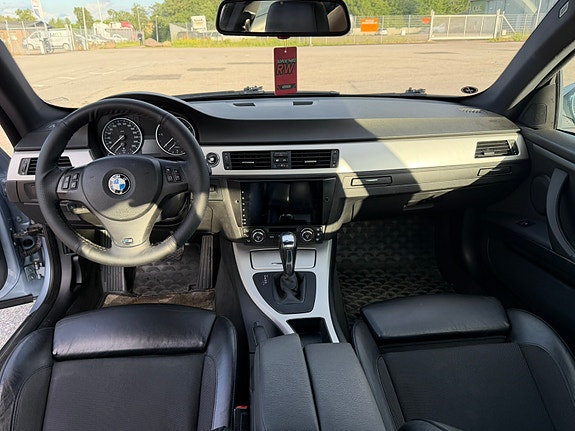 BMW 320d 6 of 14