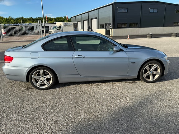 BMW 320d 10 of 14