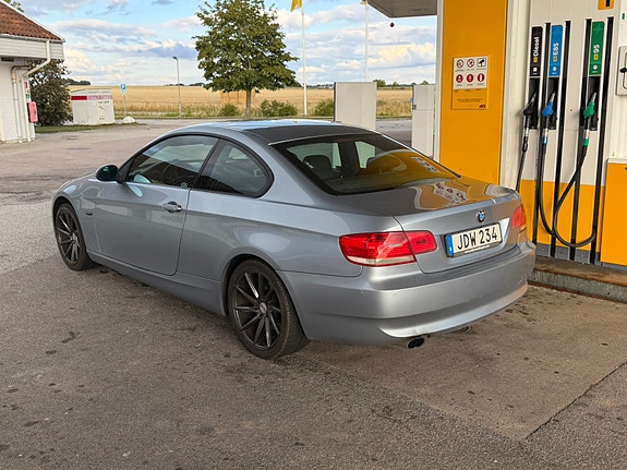 BMW 320d 11 of 14