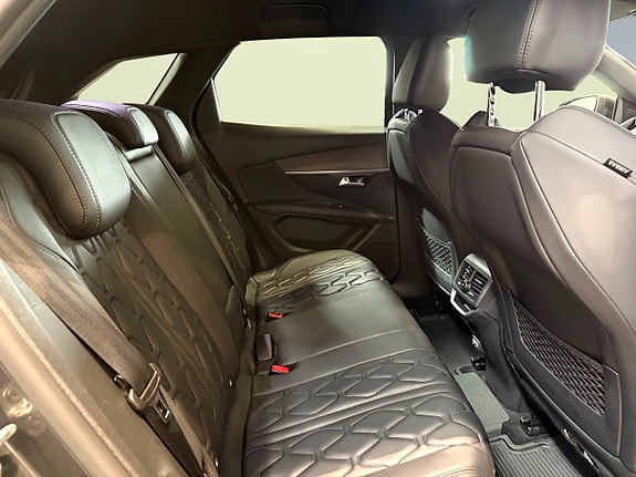 Peugeot 3008 6 of 12
