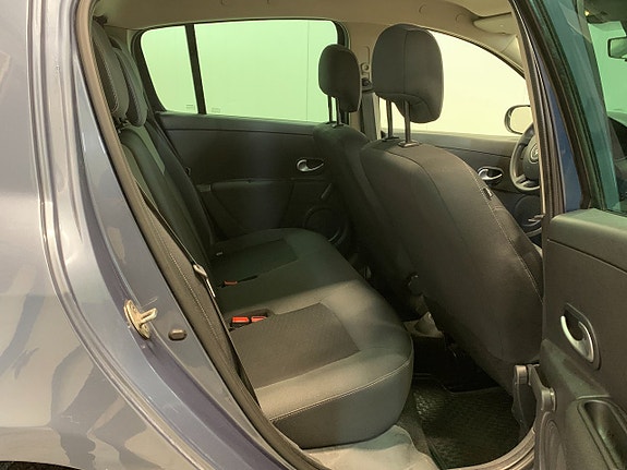 Renault Clio 5 of 12