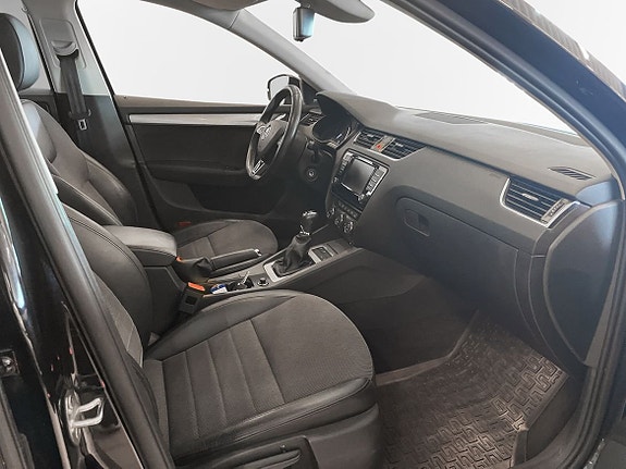 Skoda Octavia 6 of 13