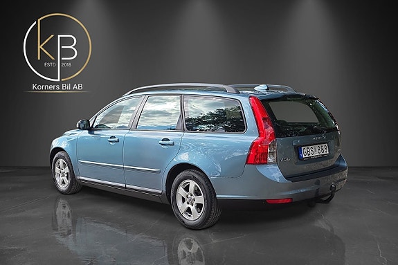 Volvo V50 4 of 11