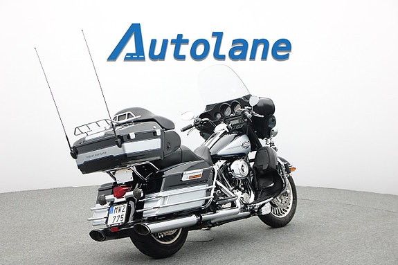Harley-Davidson Electra Glide Ultra Classic* Vance & Hines 5 of 30