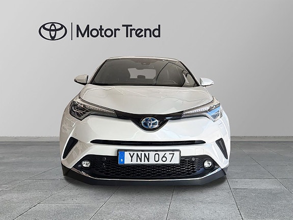 Toyota C-HR 5 of 14