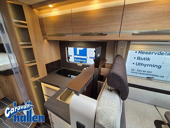 Knaus Sky TI Platinum Selection 700 MEG 27 of 27
