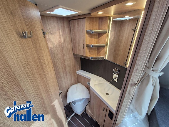 Knaus Sky TI Platinum Selection 700 MEG 23 of 27