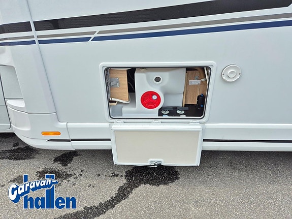 Knaus Sky TI Platinum Selection 700 MEG 10 of 27