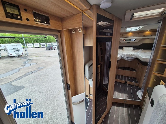Knaus Sky TI Platinum Selection 700 MEG 20 of 27