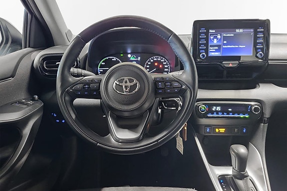 Toyota Yaris 10 of 11