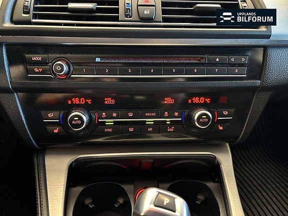 BMW 520d 12 of 17