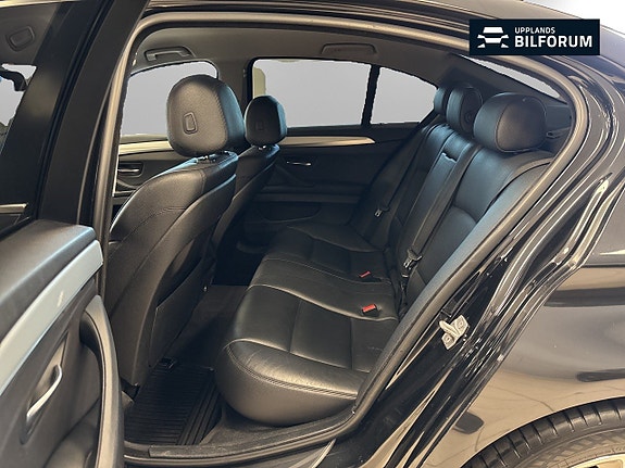 BMW 520d 9 of 17