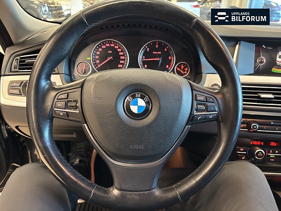 BMW 520d 16 of 17