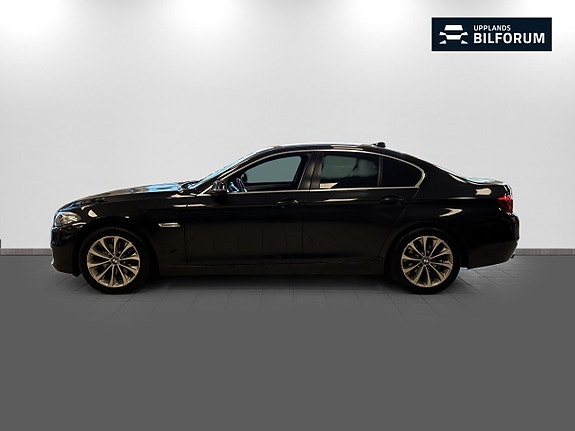 BMW 520d 4 of 17
