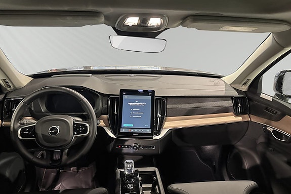 Volvo XC90 9 of 20