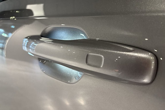 Volvo XC90 15 of 20