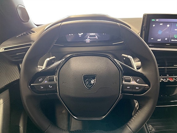 Peugeot 2008 7 of 20