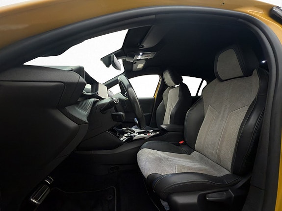 Peugeot e-208 11 of 27