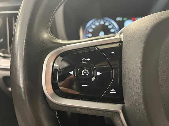 Volvo V60 21 of 26