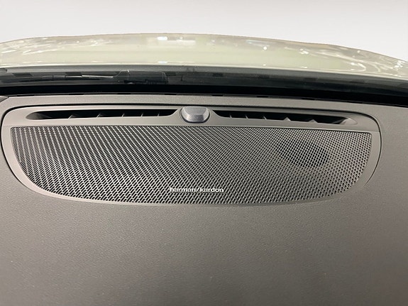 Volvo V60 25 of 26