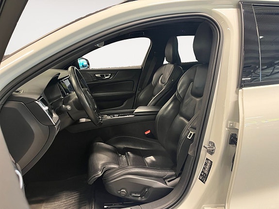 Volvo V60 9 of 26