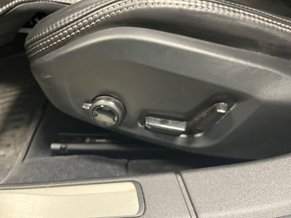 Volvo V60 18 of 26