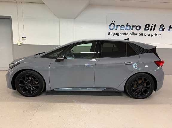 Cupra Born 2 of 7