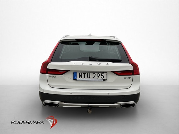 Volvo V90 Cross Country 6 of 30