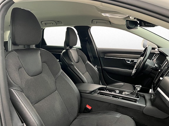 Volvo V90 Cross Country 27 of 30