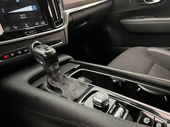 Volvo V90 Cross Country 25 of 30