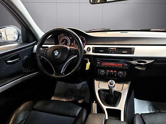 BMW 320d 23 of 27