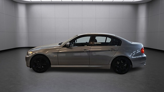 BMW 320d 3 of 27