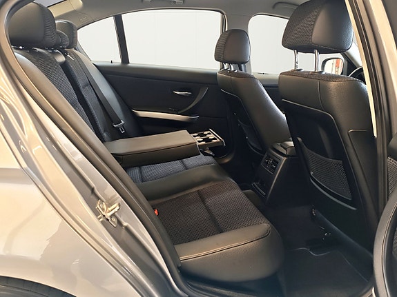 BMW 320d 21 of 27