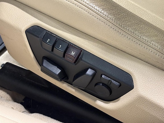 BMW 328i 6 of 17