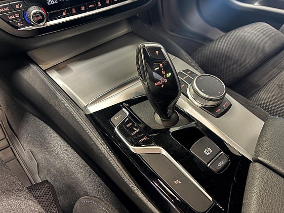 BMW 520d 8 of 21