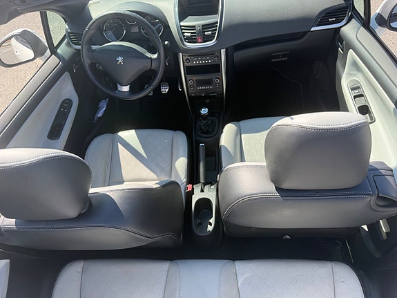 Peugeot 207 8 of 18