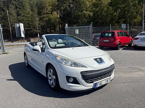 Peugeot 207 2 of 18