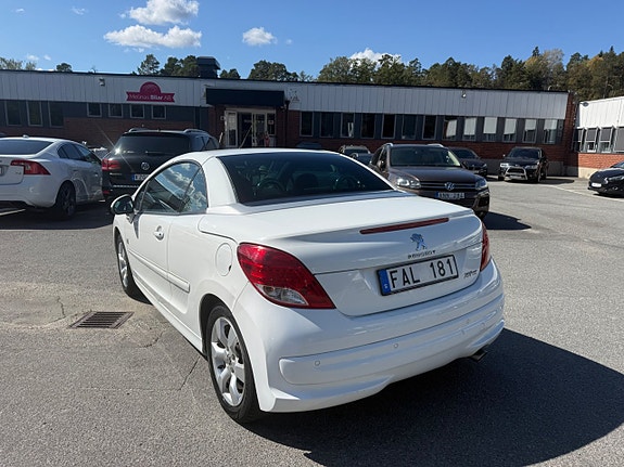 Peugeot 207 16 of 18