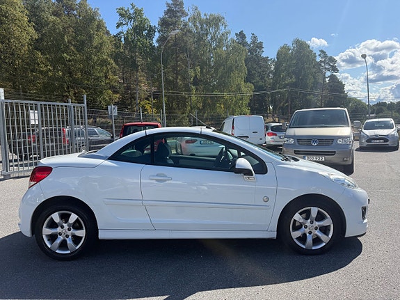 Peugeot 207 15 of 18
