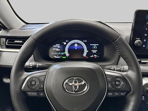 Toyota RAV4 15 of 19