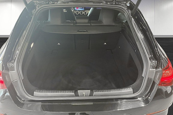 Mercedes-Benz CLA200 12 of 14
