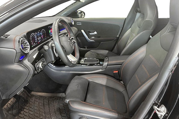 Mercedes-Benz CLA200 7 of 14