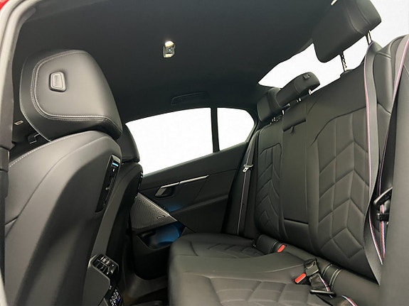 BMW 550e 11 of 30
