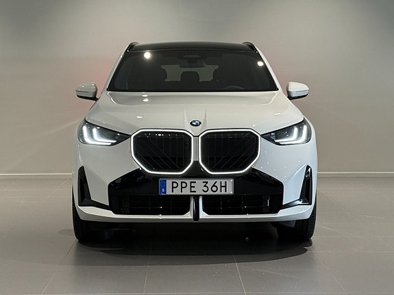 BMW X3 2 of 19
