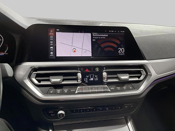 BMW 330i 15 of 18